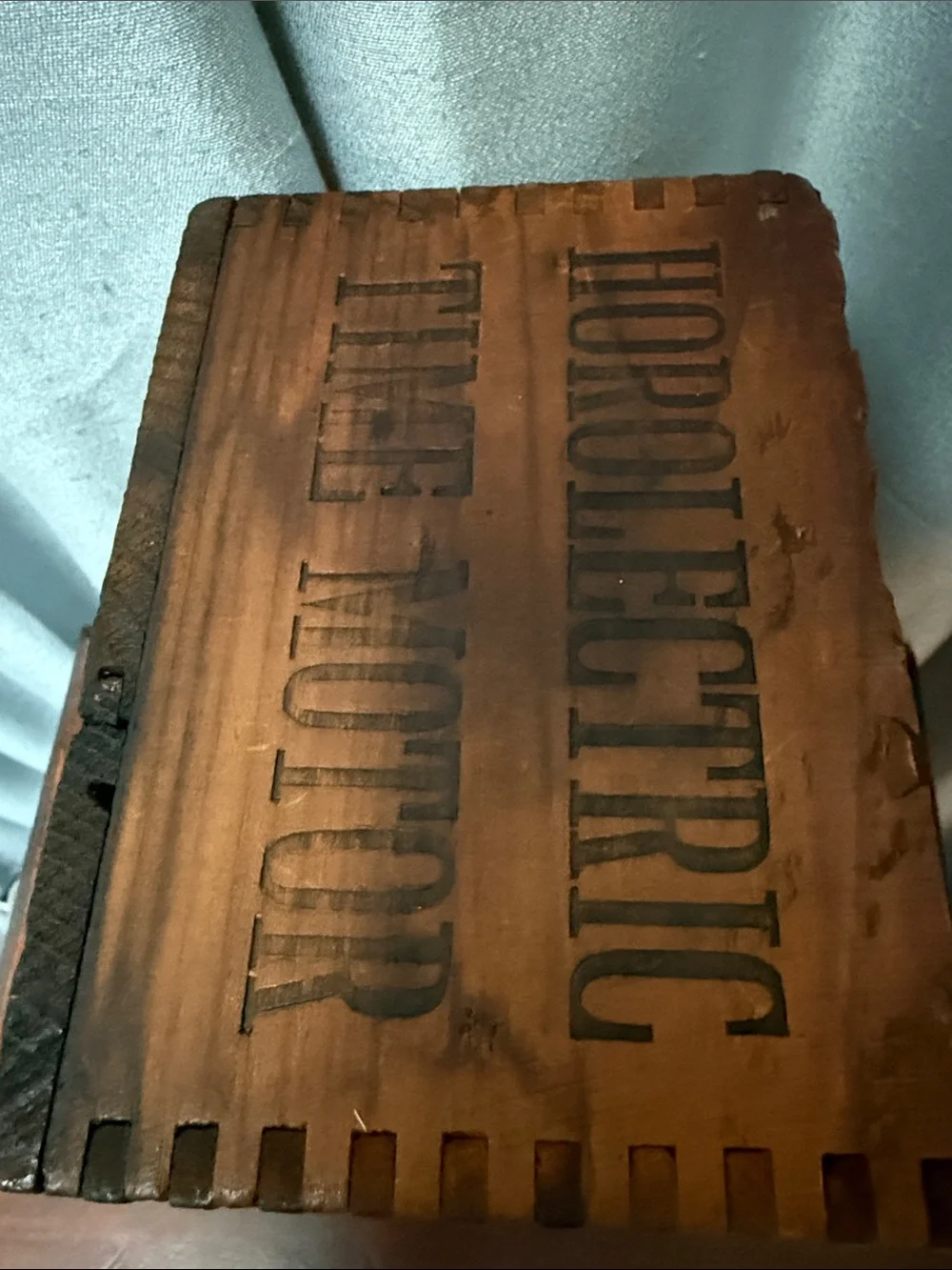 Rare Small Vintage Wooden Dovetailed Box for Horolectric Time Motor for a Clock
